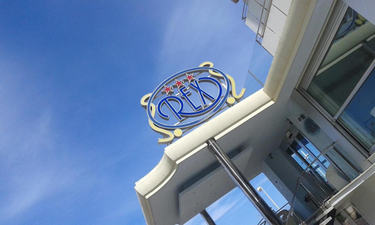 Hotel Rex - Fronte Mare Riccione Exterior foto